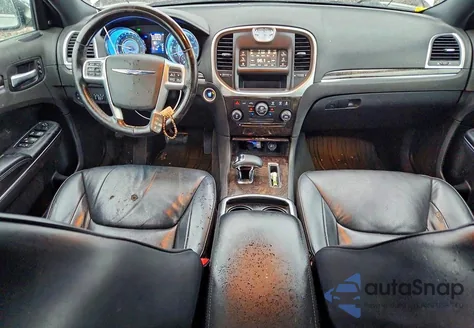 2012 Chrysler 300 Limited z USA, uszkodzony, nr VIN 2C3CCAHG9CH155243